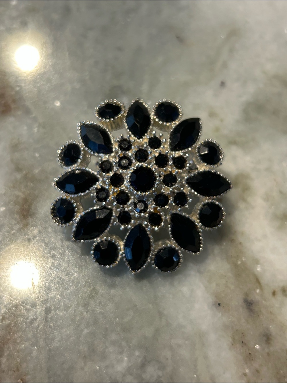Stunning Vintage Style Black Gem Brooch
